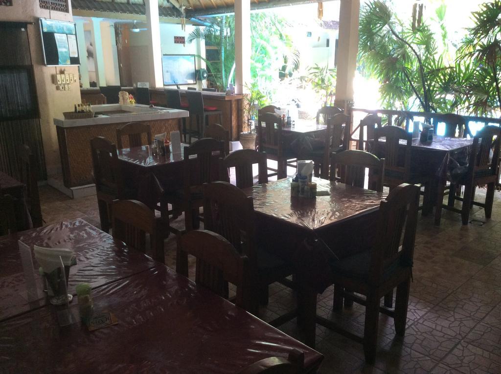 Secret Garden Inn Kuta  Exterior photo