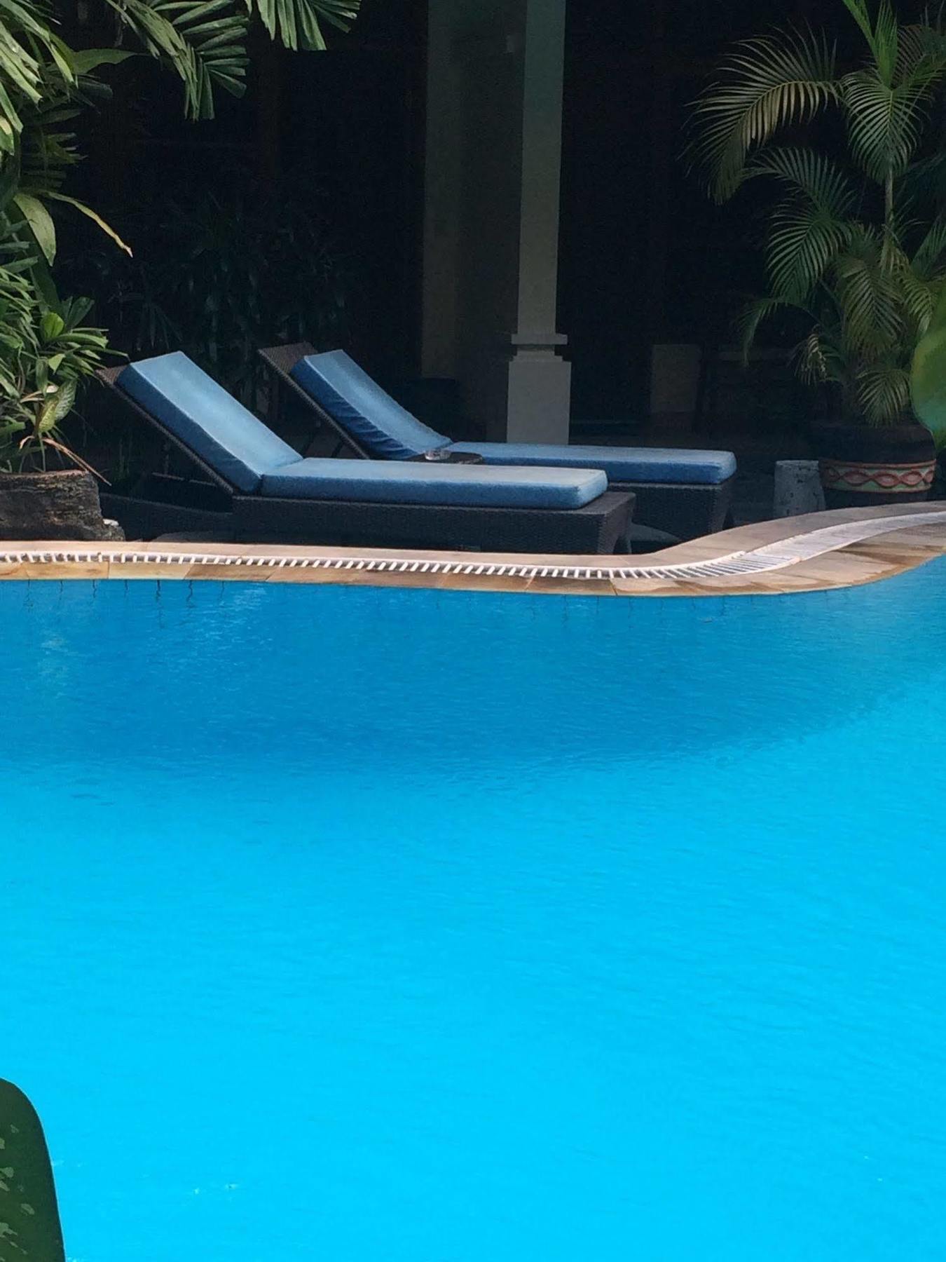 Secret Garden Inn Kuta  Exterior photo